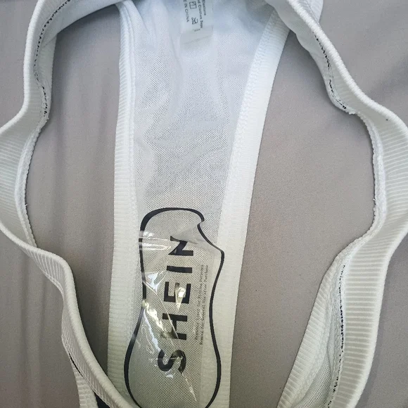 Shein Bikini - Picture 2 of 2